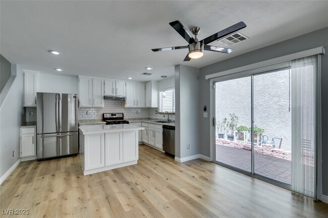 Building Photo - 120 Tansy Ct