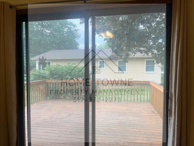 Building Photo - 1727 Kinawa Dr
