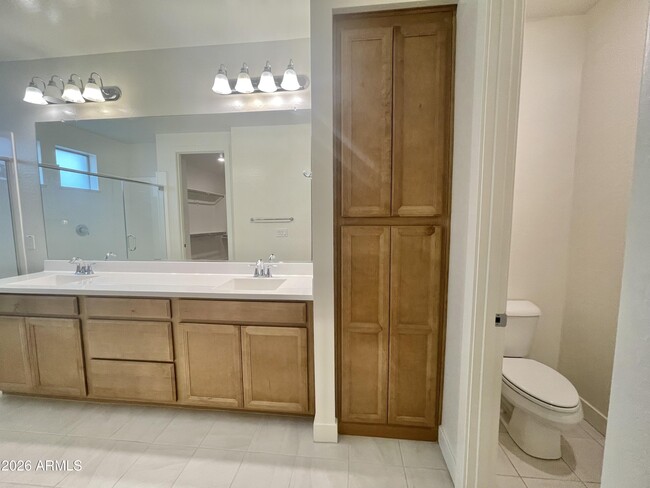 Building Photo - 20862 E Sparrow Dr