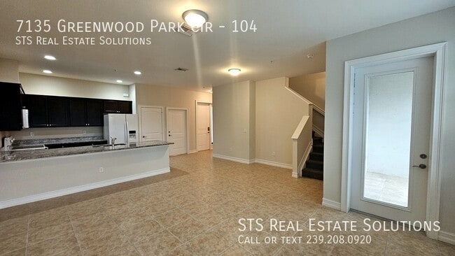 Building Photo - 7135 Greenwood Park Cir