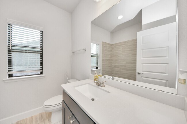 Building Photo - 2035 Taylor Marie Trl