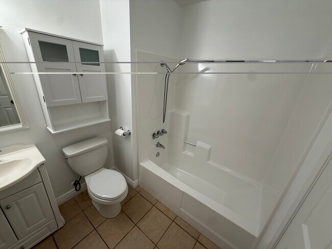 Building Photo - 28015 Sarabande Ln