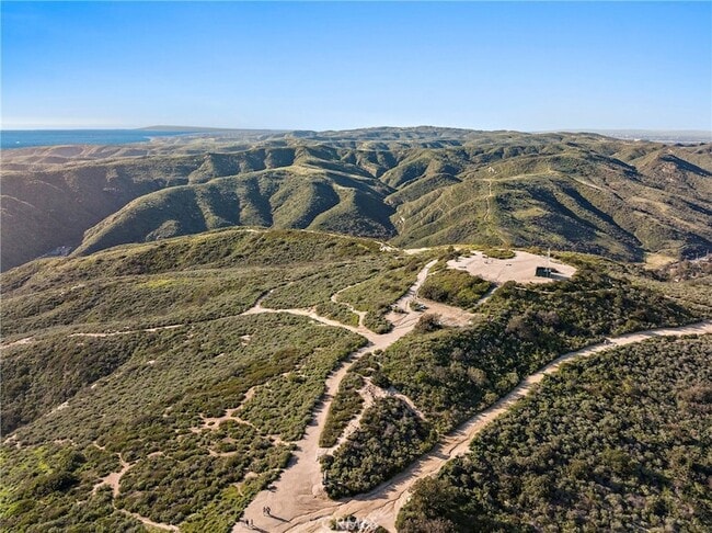 Building Photo - 3253 Alta Laguna Blvd