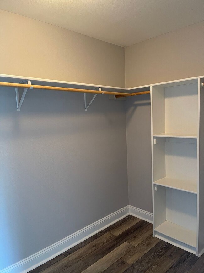 Building Photo - May 5th