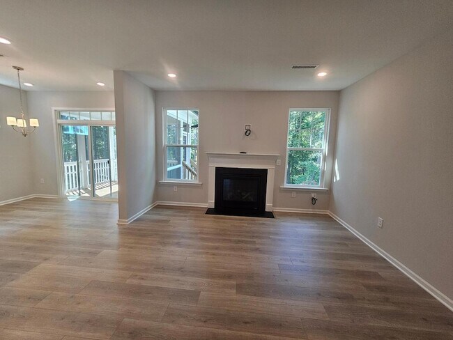 Building Photo - 3127 Armeria Dr