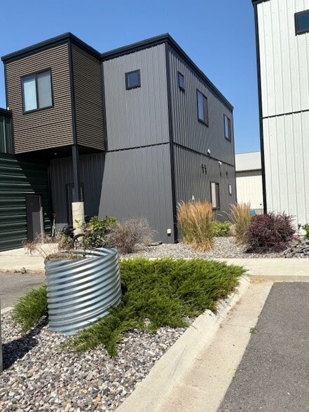Outside - 49 Intrepid Dr