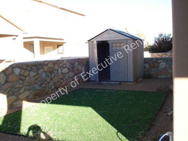 Building Photo - 4941 Chesney Rd