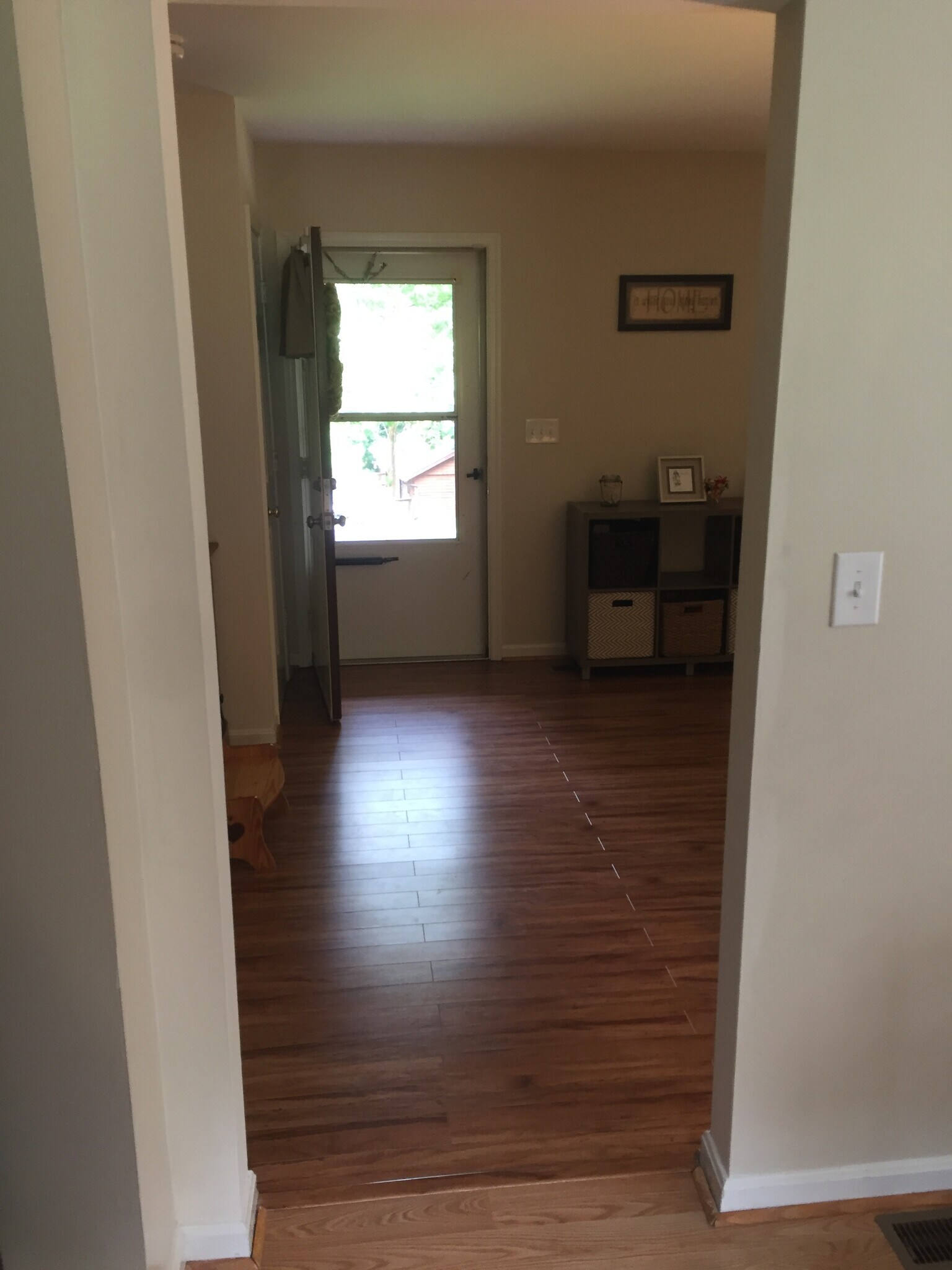 Building Photo - 320 Pine Shores Dr
