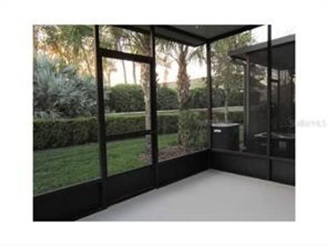 Building Photo - Regency Oaks 3BR/2.5BA Townhouse for Lease