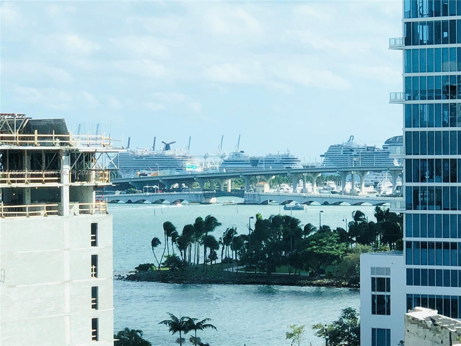 Building Photo - 2275 Biscayne Blvd