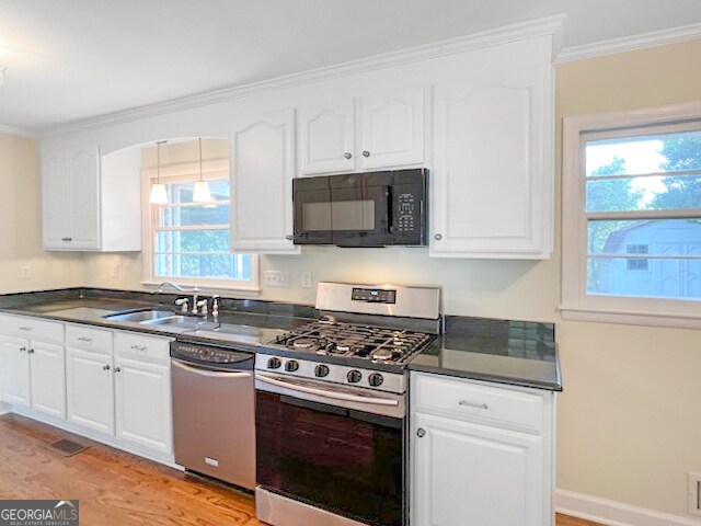 Building Photo - 2711 Fairlane Dr