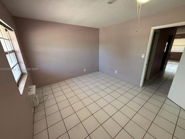 Building Photo - 2916 Funston St