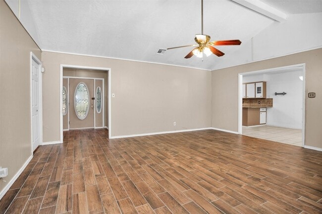 Building Photo - 23918 Spring Gum Dr