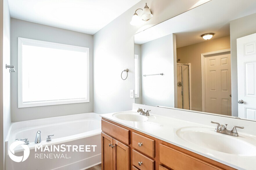 Building Photo - 26 Steep Hill Ct