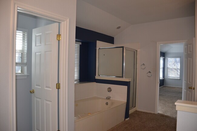 Building Photo - 9142 Maggie Ct