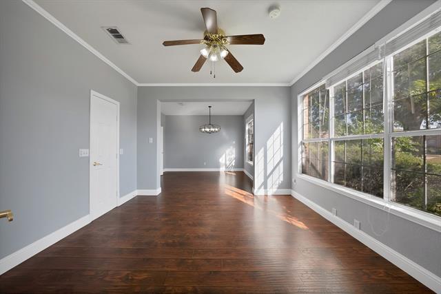 Building Photo - 708 Nickelville Ln