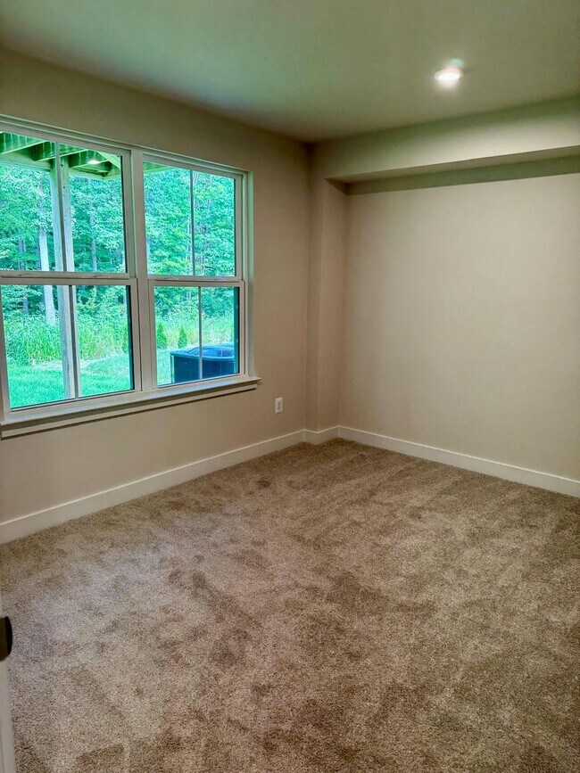 Building Photo - 1859 Bergerac Ct