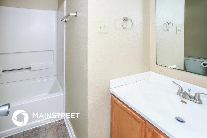 Building Photo - 2378 Harvest Moon Dr