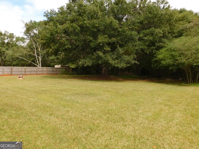Building Photo - 1229 Fairview Dr
