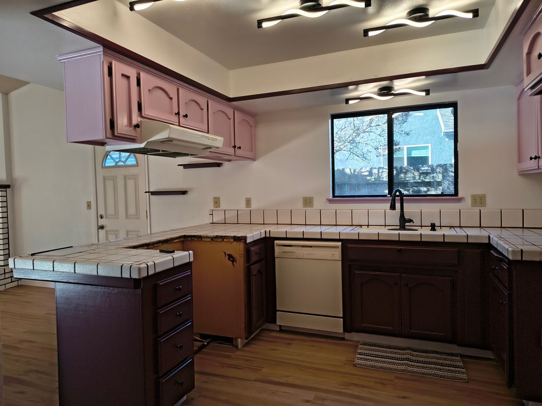 Building Photo - 1475 Godell St