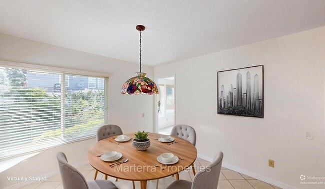 Building Photo - Beautiful Home in Irvine