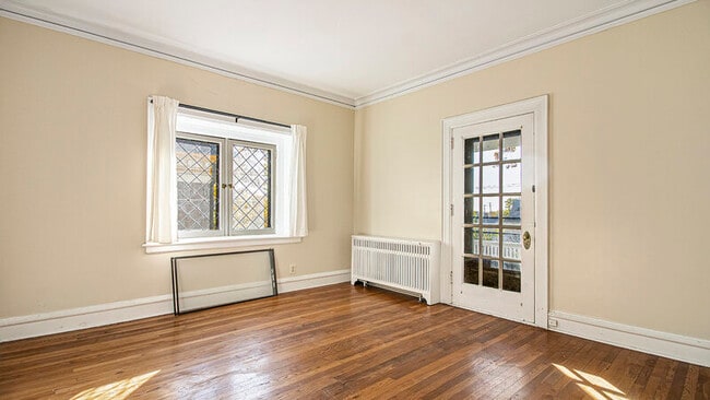 Building Photo - 441 Madison Ave SE