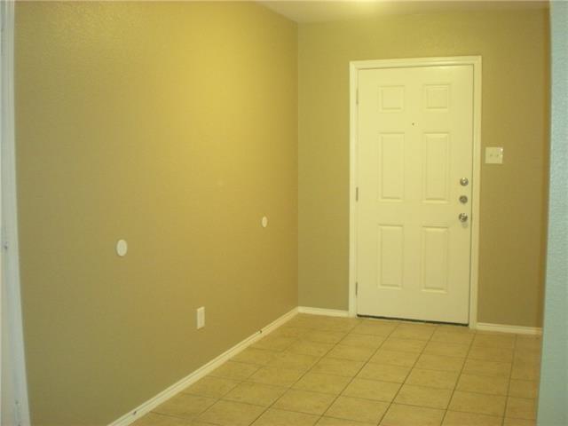 Building Photo - 1701 Elm St