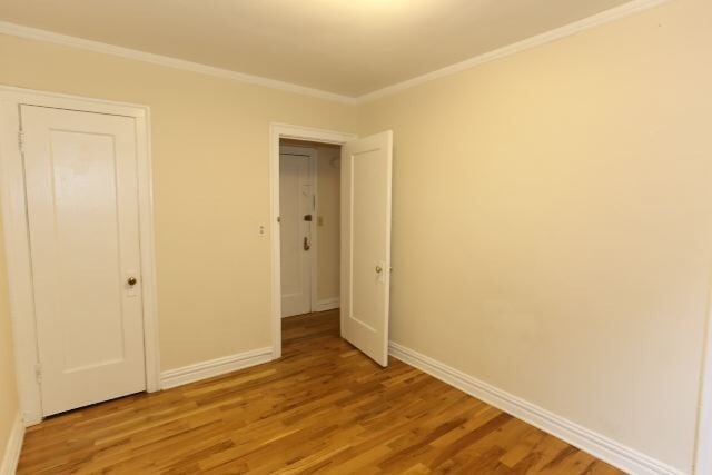 Building Photo - 430 W Roscoe St