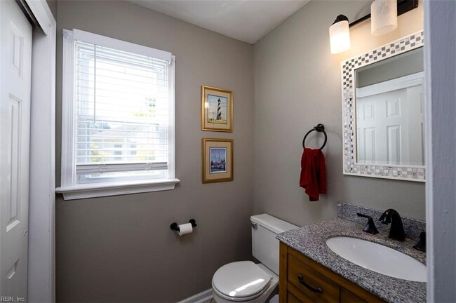 Building Photo - 2309 Rockingchair Ln