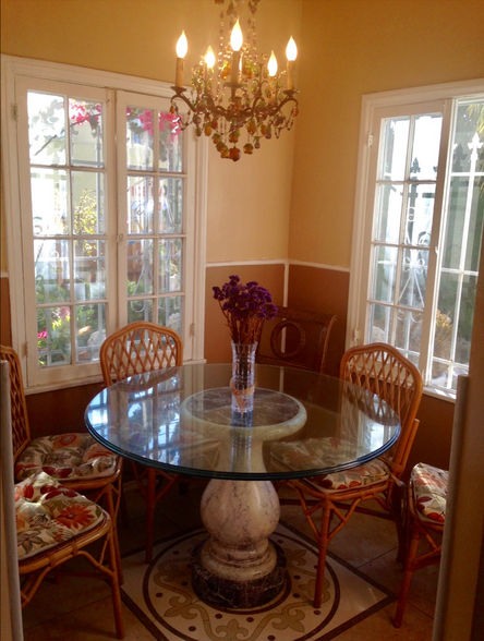 Breakfast Room - 8818 Alcott St