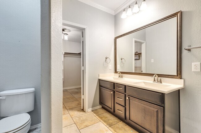 Building Photo - 4505 Chestnut Meadows Bend