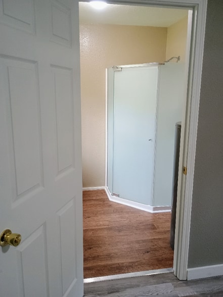 Building Photo - 700 County Rd 40 W