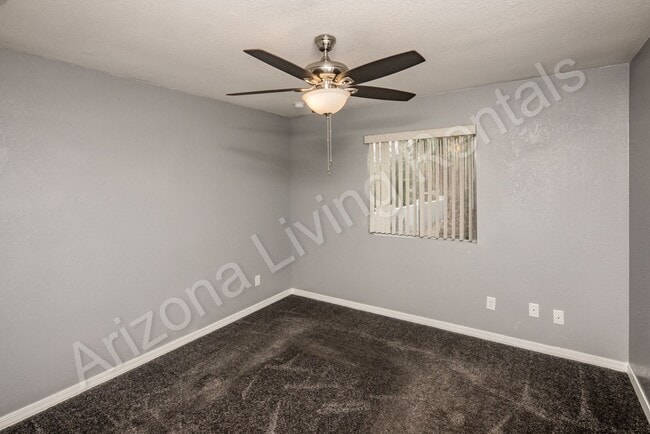 Building Photo - 3211 Pintail Dr