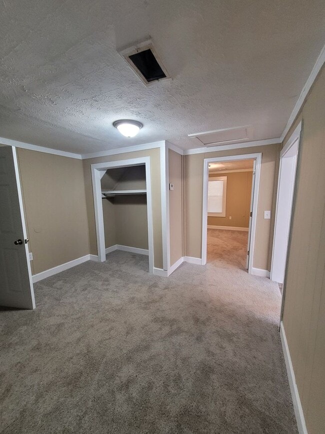 Building Photo - For Rent: Franklin Co – Royston, GA – Two Bedroom and One Bathroom Single Family Home - Very Conv...