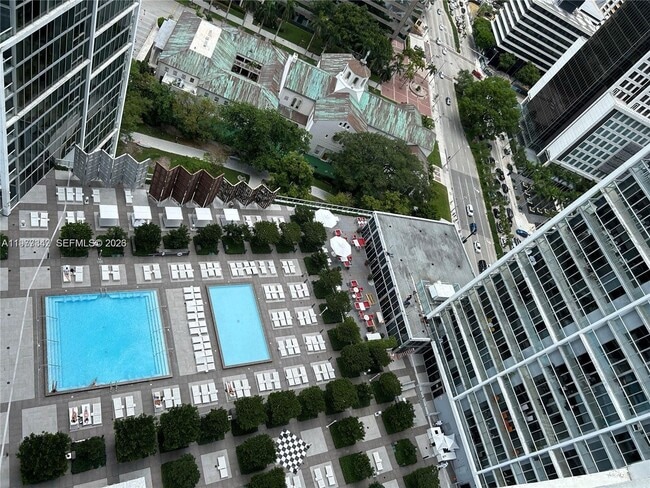 Building Photo - 475 Brickell Ave