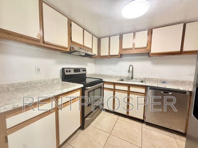 Building Photo - 4151 S Semoran Blvd