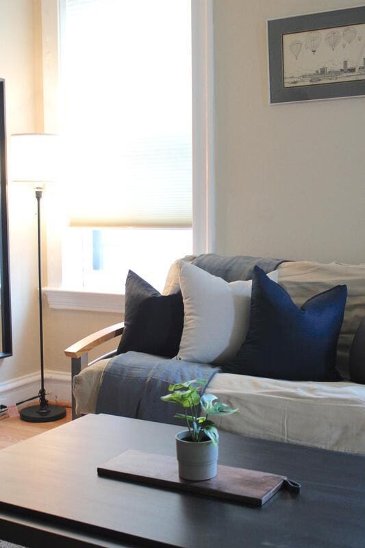 Building Photo - 4424 Oakland Ave