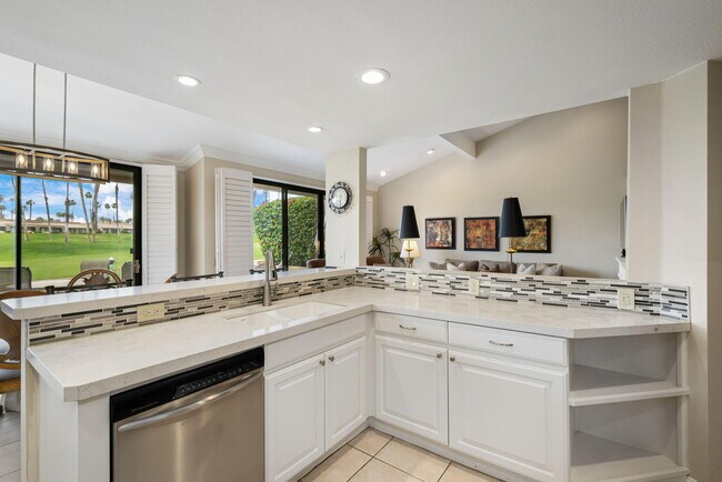Building Photo - 76761 Chrysanthemum Way