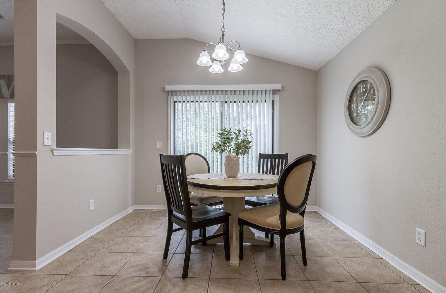 Building Photo - 10947 Apple Blossom Trl E