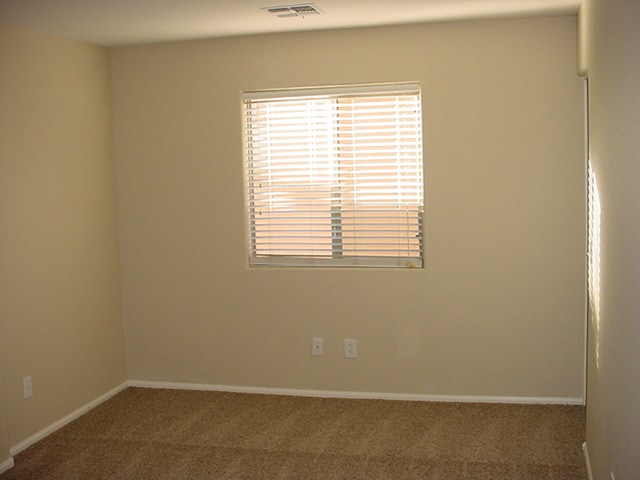 Building Photo - Super clean Rancho El Dorado jewel with new carpet and fresh paint.