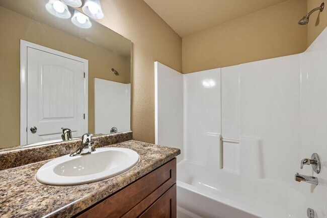 Building Photo - 4219 Perryville Pt