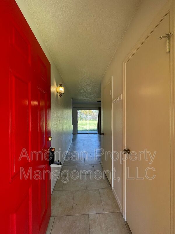 Building Photo - 11841 E 36th St