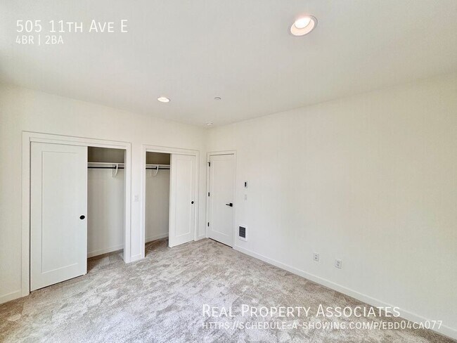 Building Photo - 505 11th Ave E