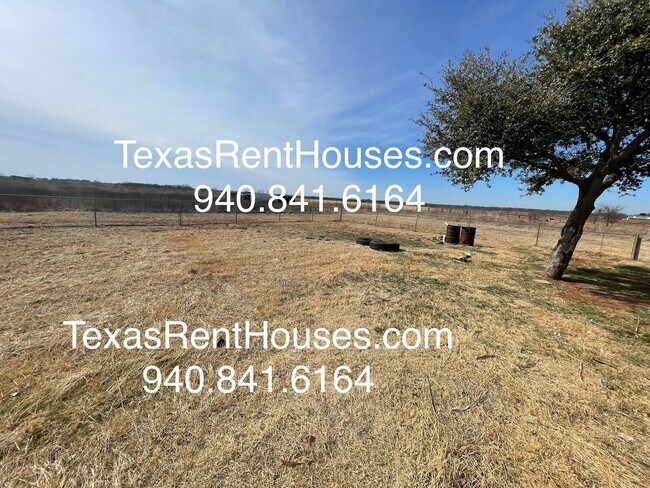 Building Photo - 820016.13