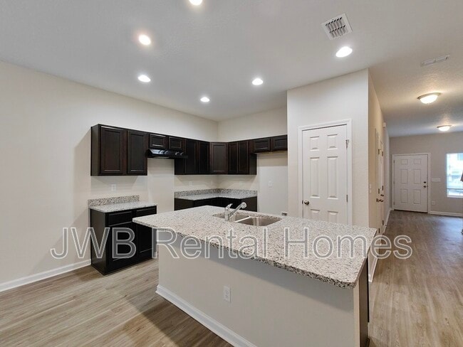 Building Photo - 6639 Talking Tree Ct