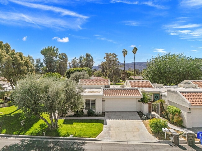 Building Photo - 68615 Paseo Soria