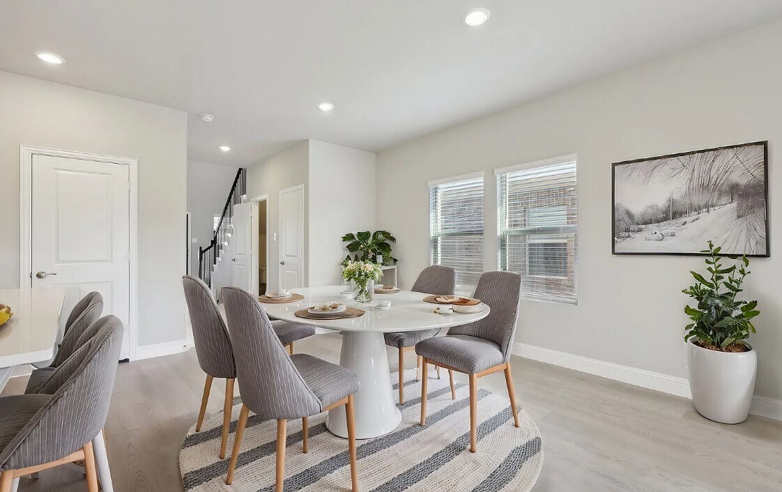 Building Photo - 510 Blanton St