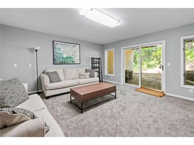 Building Photo - 11730 Vista Dr