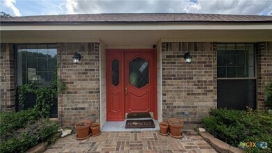 Building Photo - 2738 Oak Haven