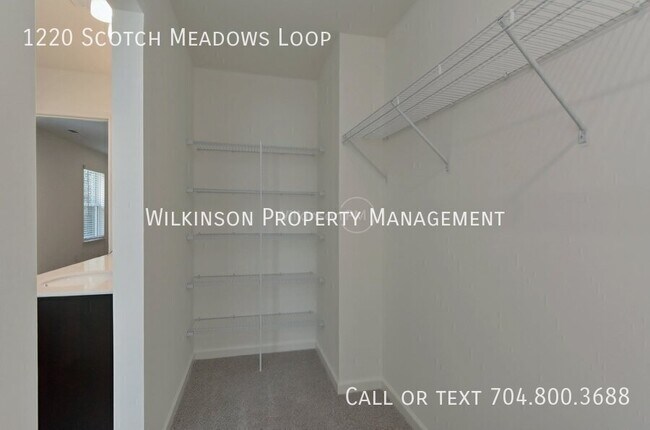 Building Photo - 1220 Scotch Meadows Loop